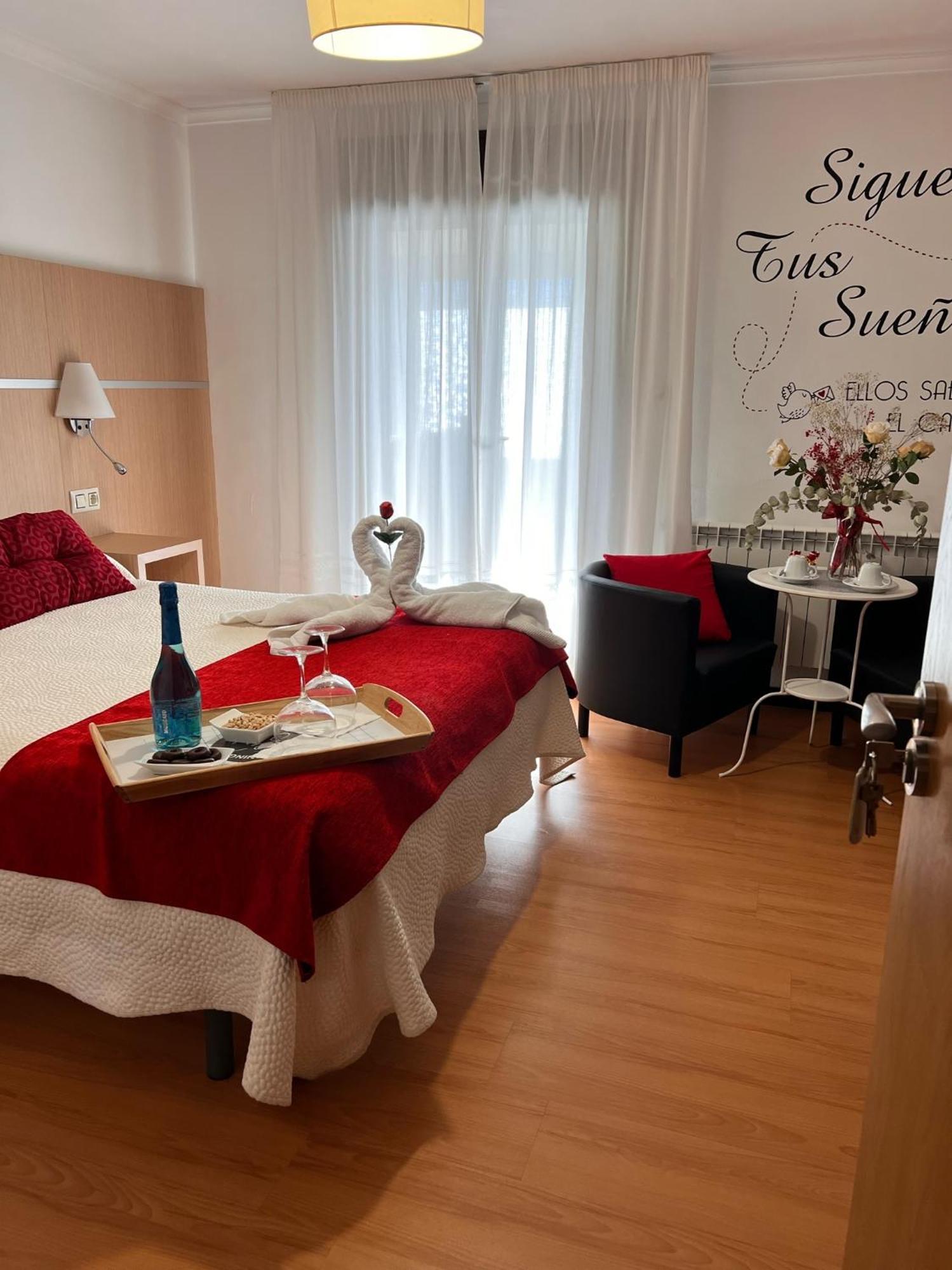 Casa Blanco Conde Hotel Laza ภายนอก รูปภาพ