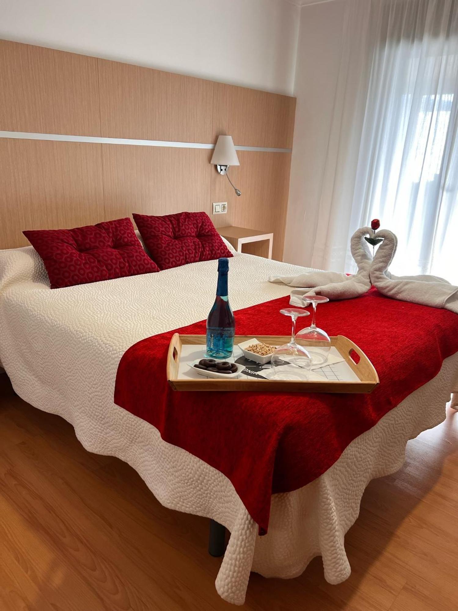Casa Blanco Conde Hotel Laza ภายนอก รูปภาพ